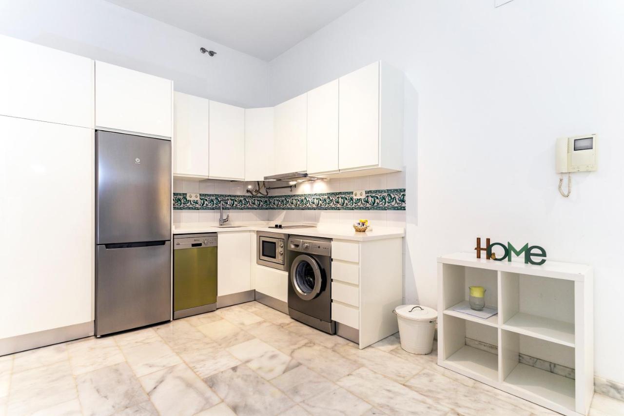 -Malagasunapts- Premium Historical Citycentre Ngoại thất bức ảnh